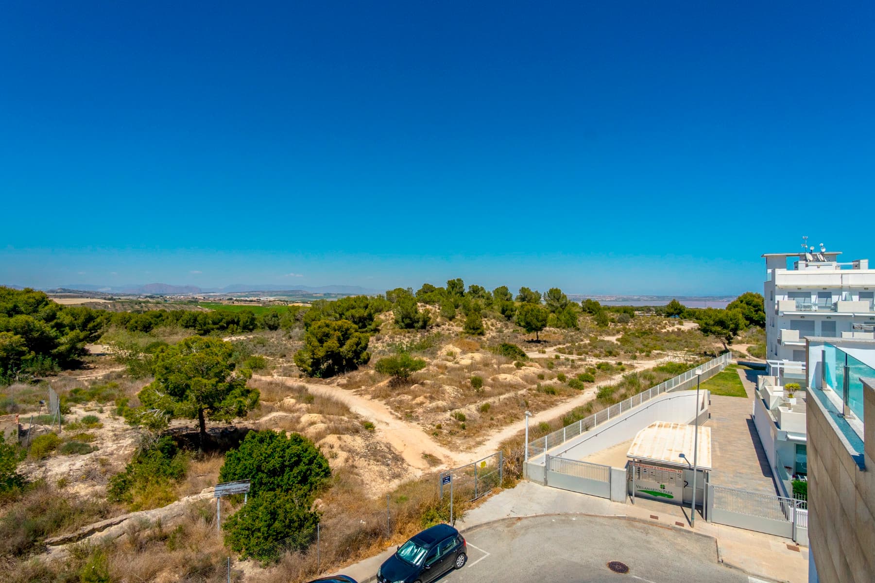 Villa - Chalet de 3 dormitorios en Villamartin - 40