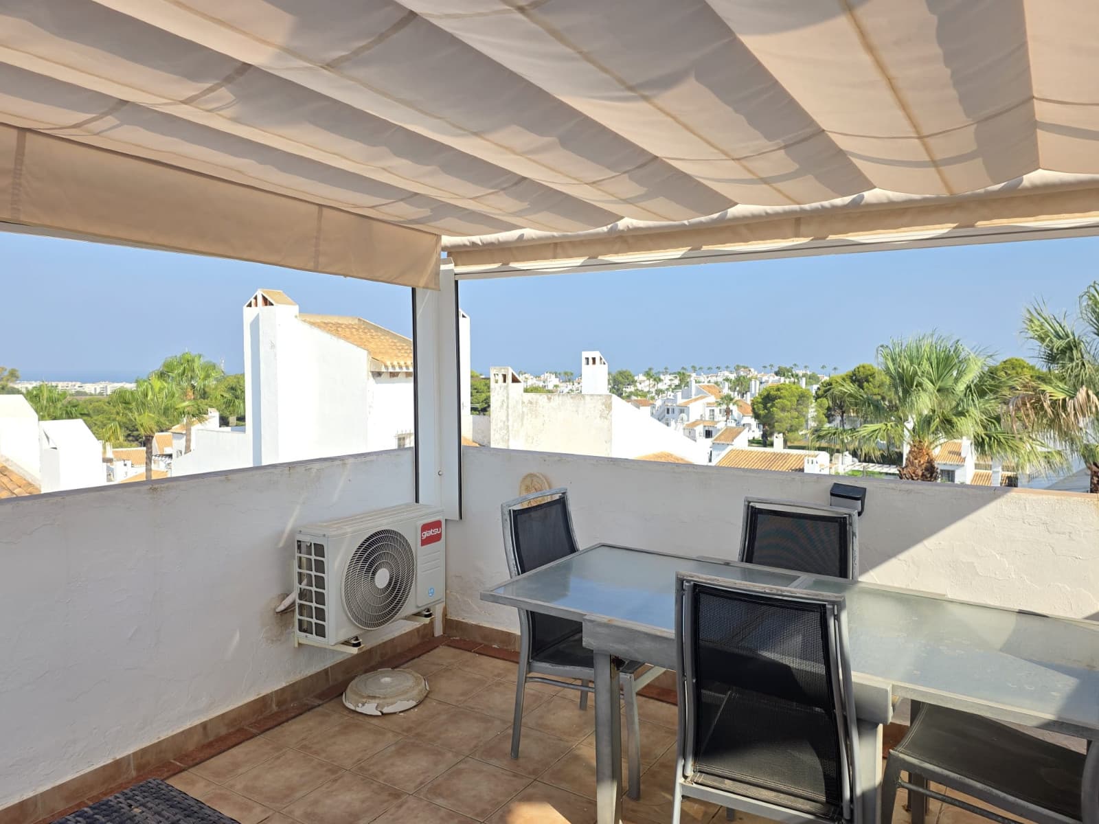 2 bed Middle Floor Apartment in Villamartin - 23