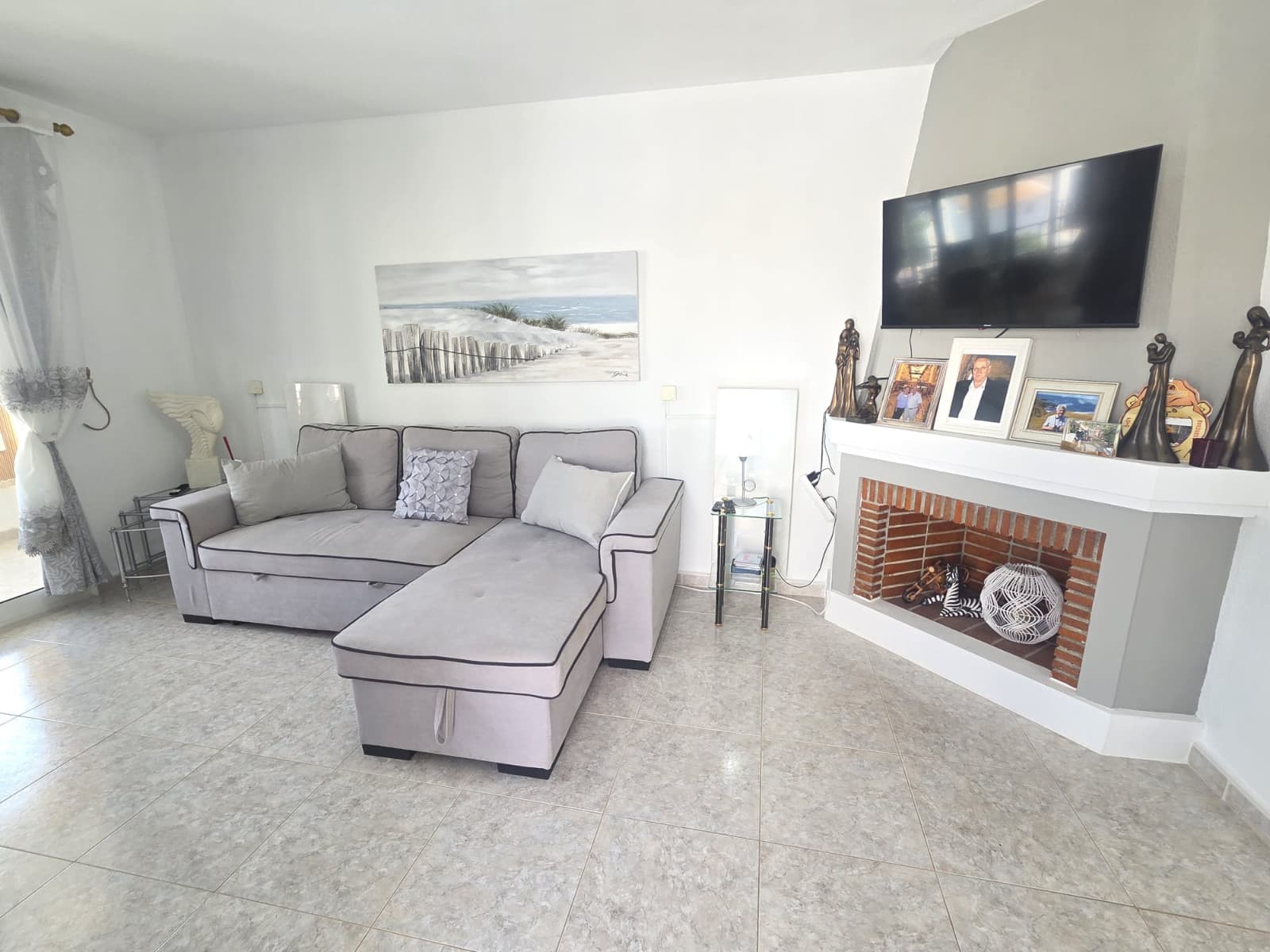 2 bed Middle Floor Apartment in Villamartin - 7