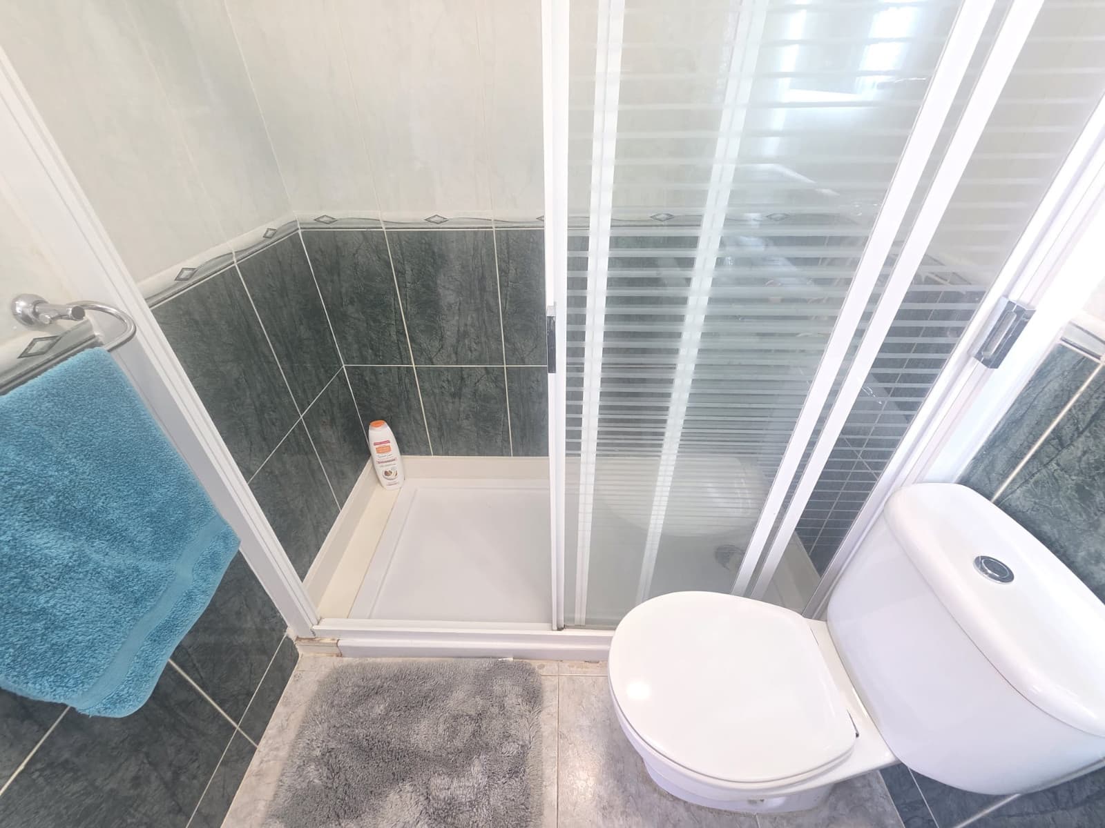 2 bed Middle Floor Apartment in Villamartin - 18