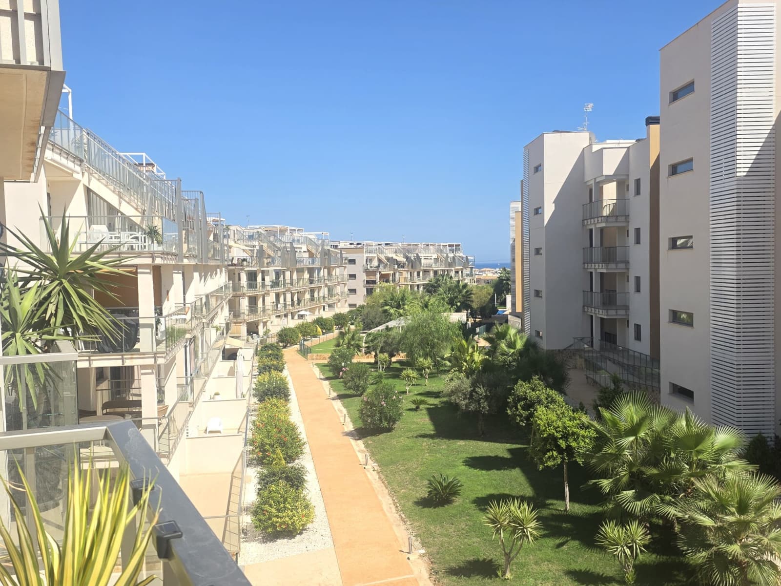 Apartamento Planta Media de 2 dormitorios en Villamartin - 25