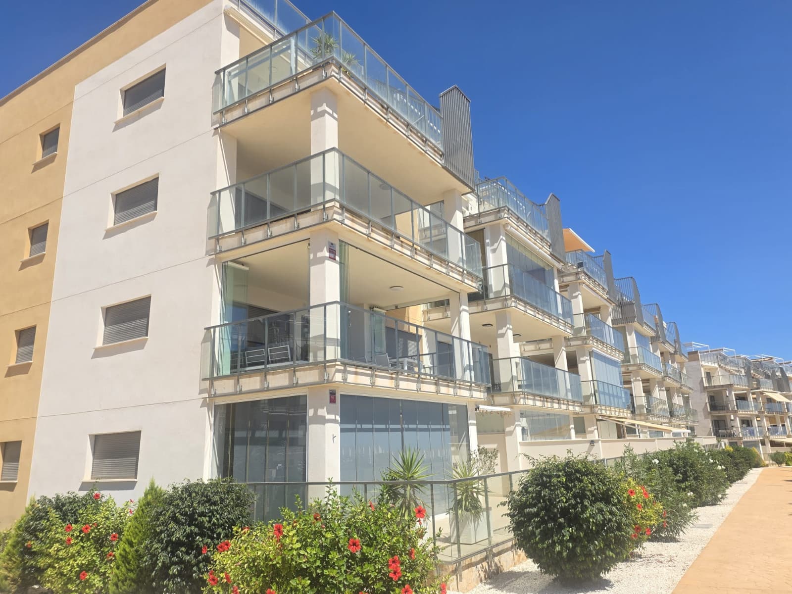 Apartamento Planta Media de 2 dormitorios en Villamartin - 27