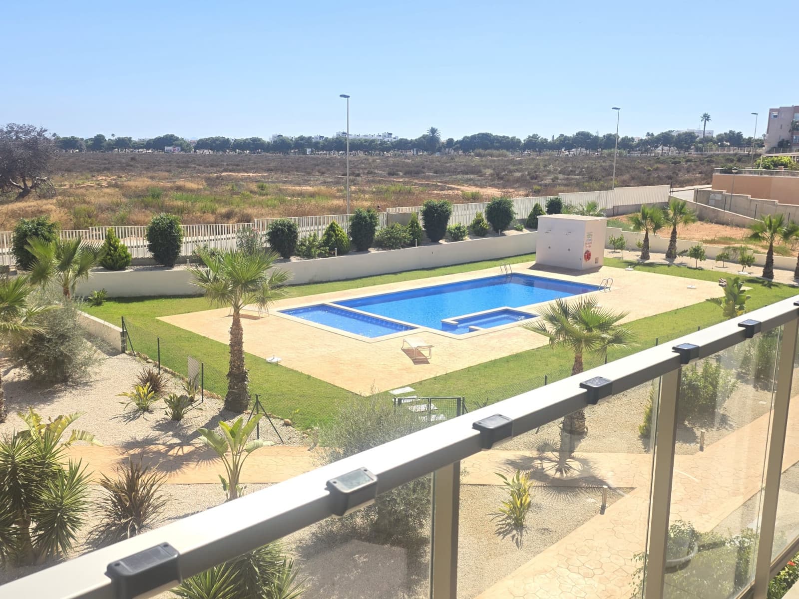 Apartamento Planta Media de 2 dormitorios en Villamartin - 22
