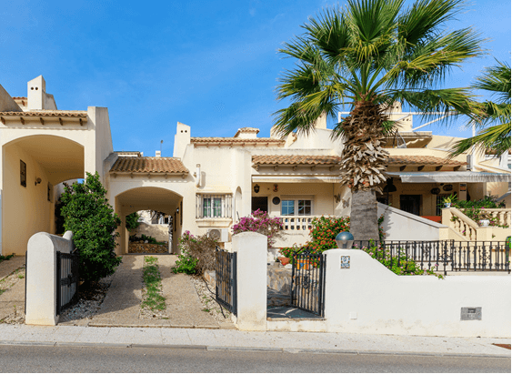 3 bed Townhouse in Las Ramblas Golf - 1