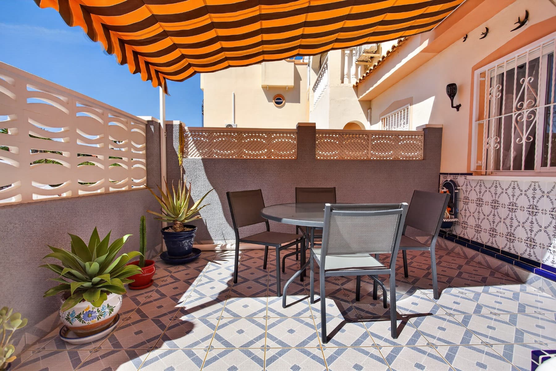 2 bed Middle Floor Apartment in Orihuela Costa - 18