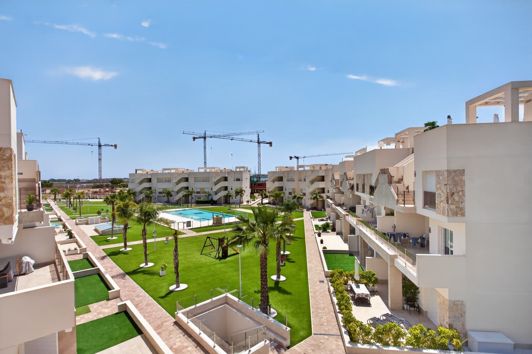 Apartamento Planta Media de 2 dormitorios en Guardamar del Segura - 30