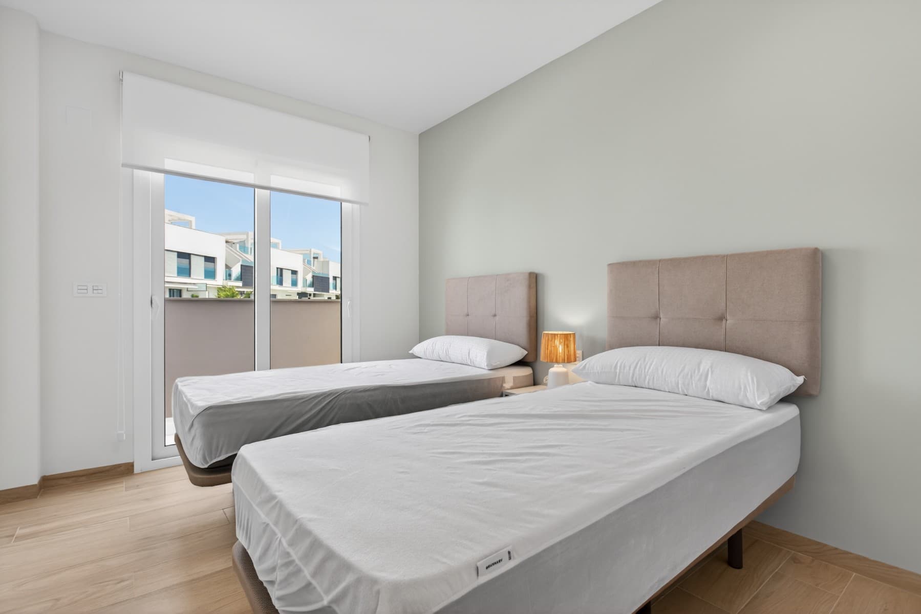 Apartamento Planta Media de 2 dormitorios en Guardamar del Segura - 22