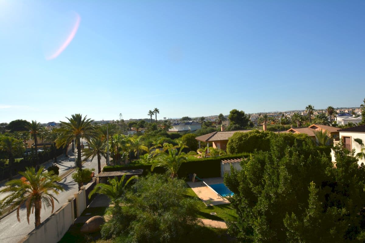 9 bed Detached Villa in Orihuela Costa - 43