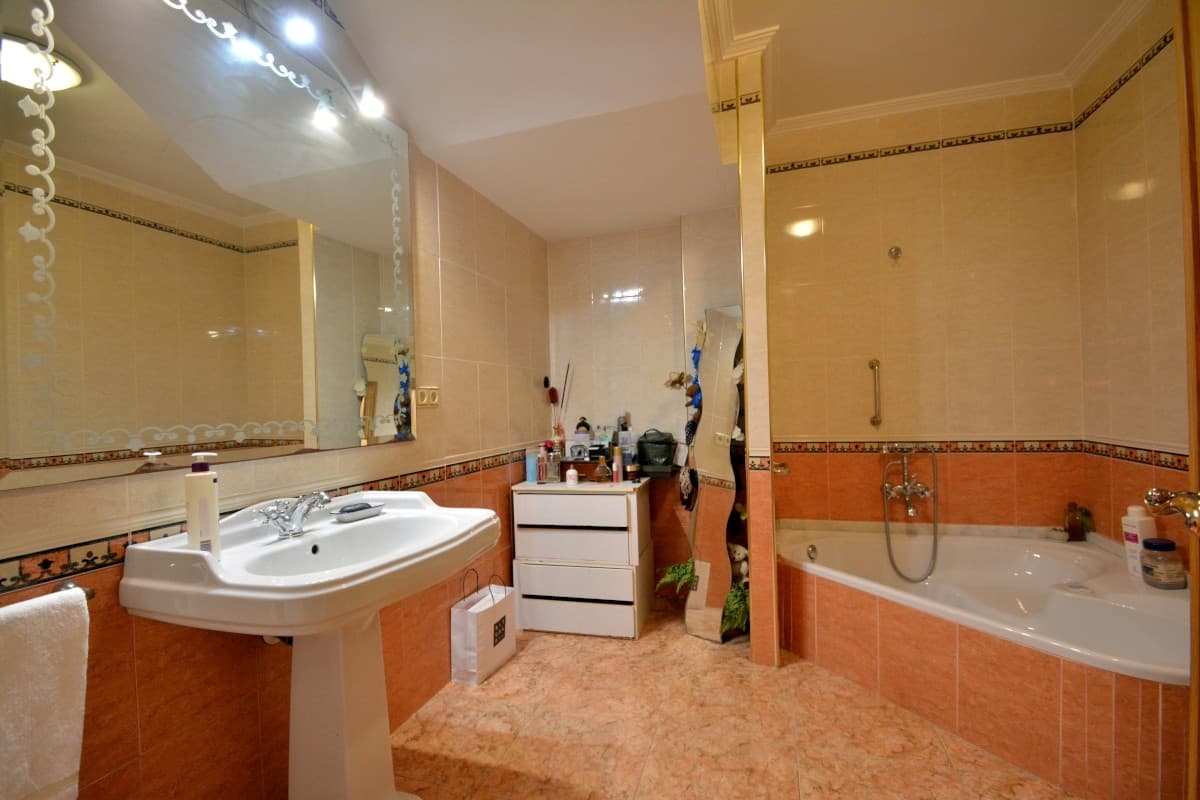 Villa - Chalet de 8 dormitorios en Guardamar del Segura - 17
