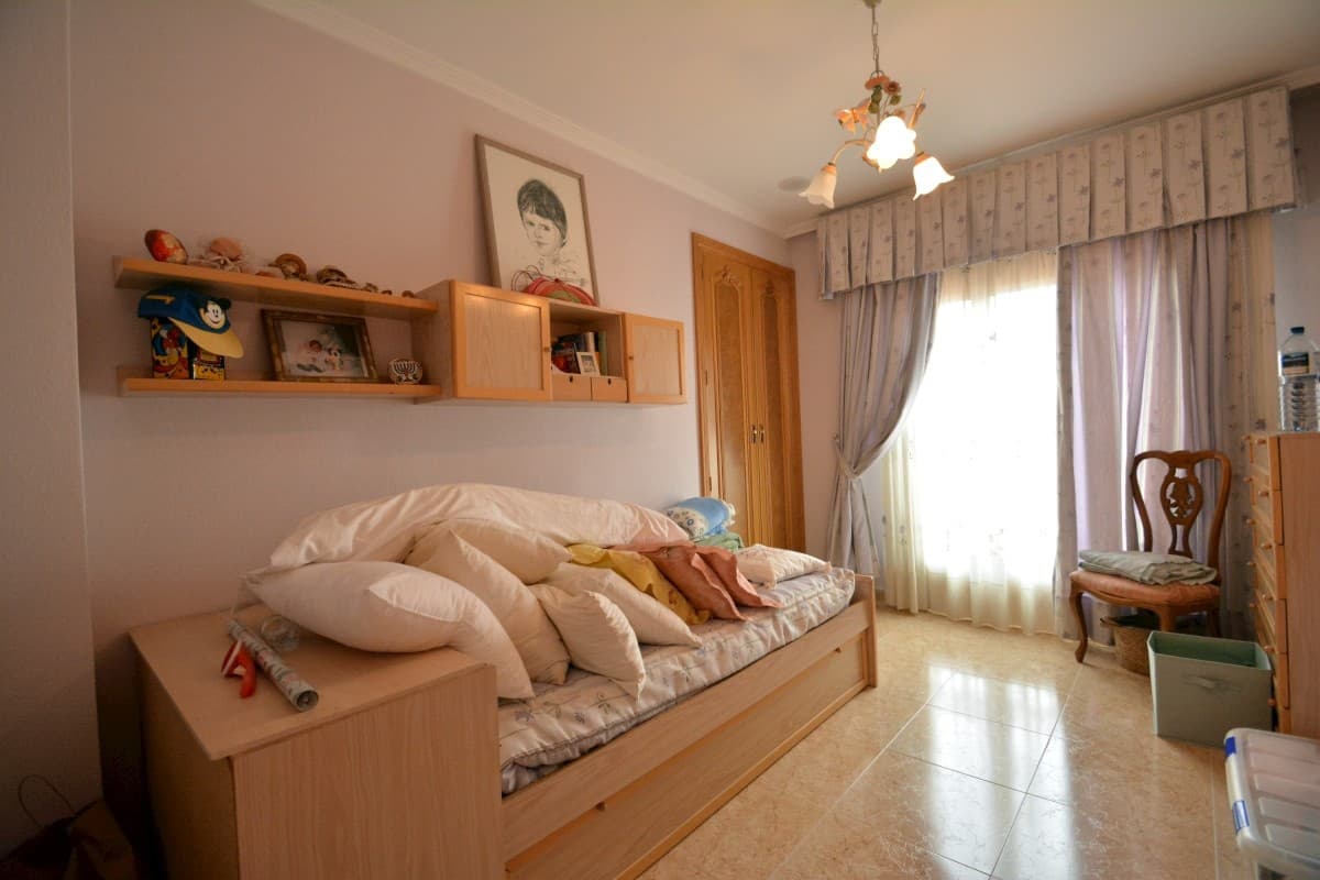 Villa - Chalet de 8 dormitorios en Guardamar del Segura - 6