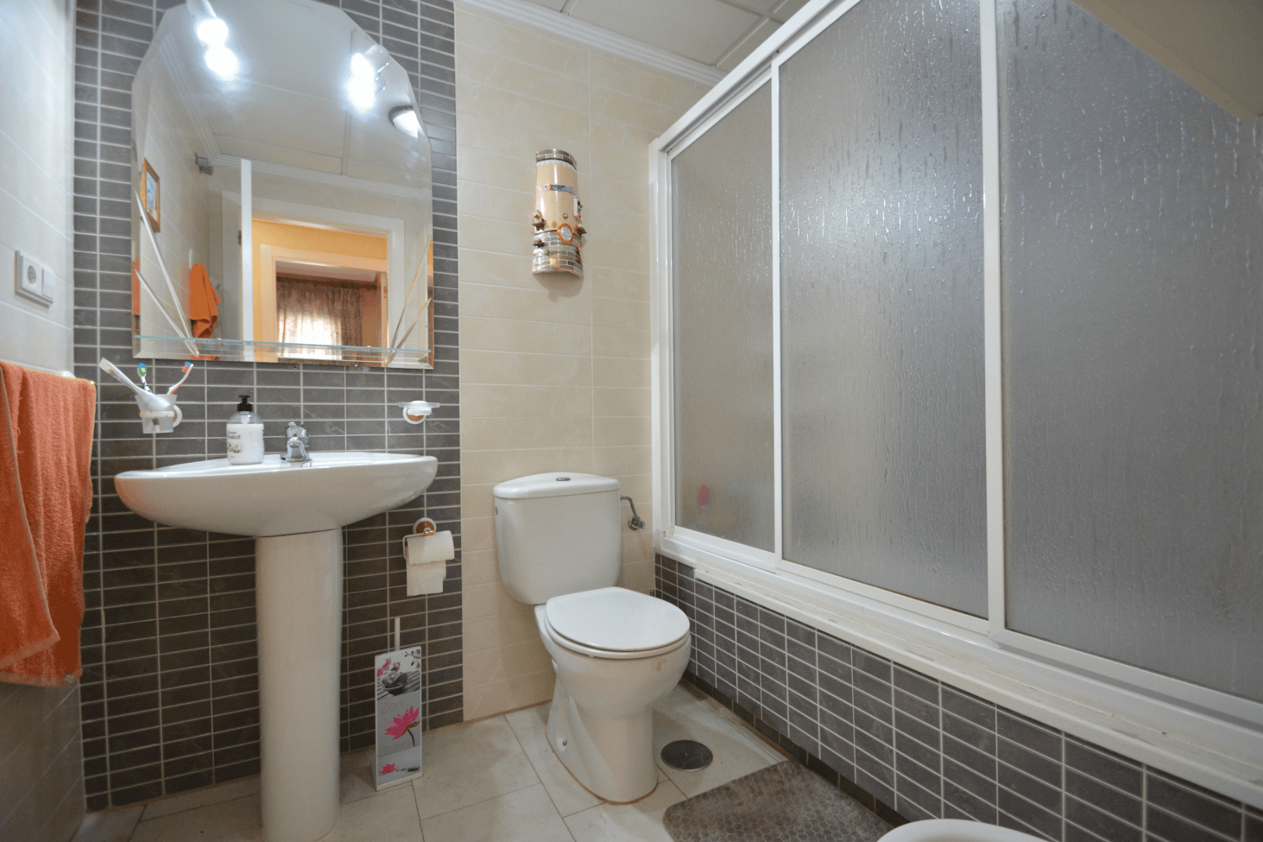 Apartamento Planta Media de 2 dormitorios en Guardamar del Segura - 20