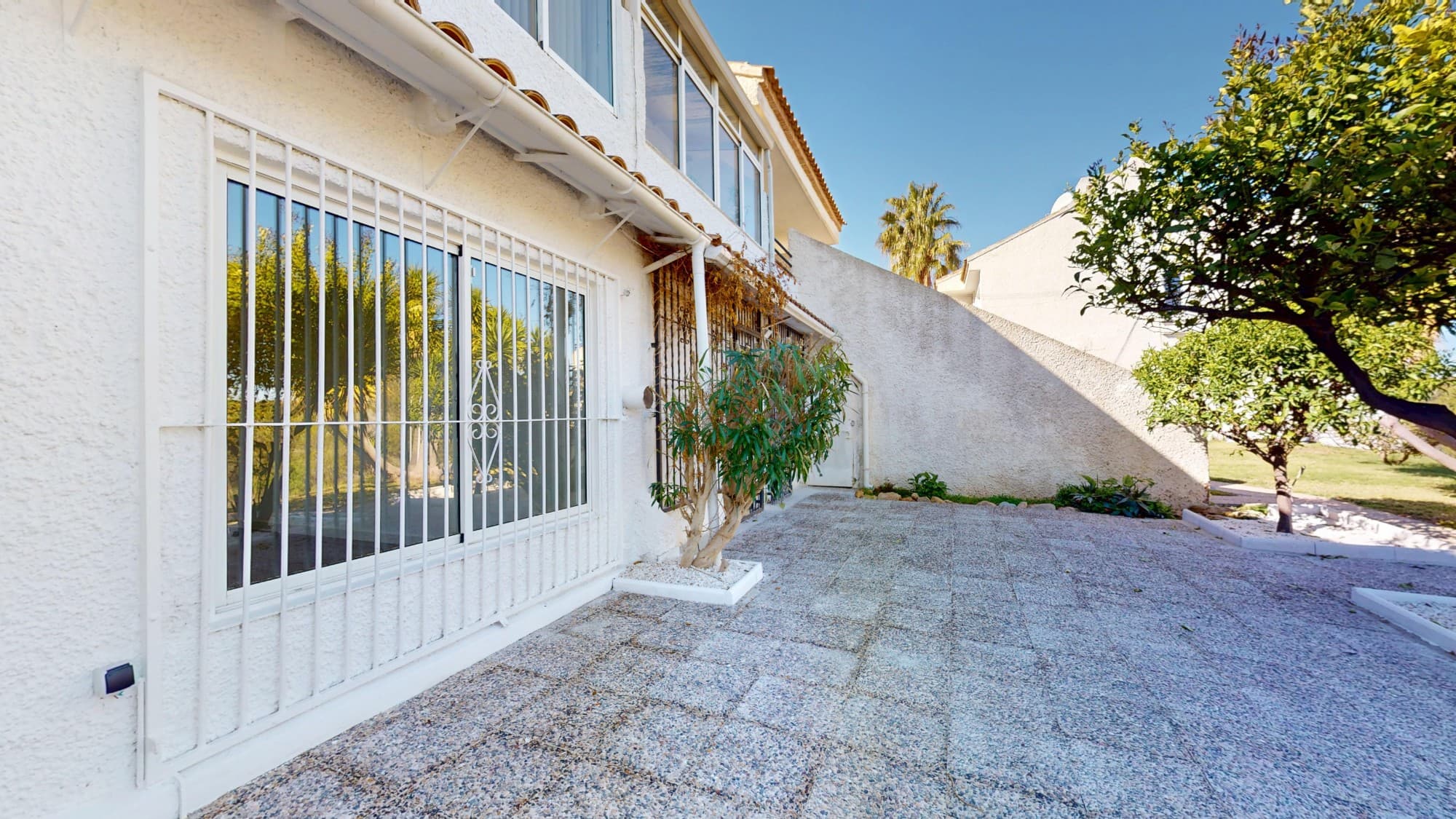 Bungalow de 2 dormitorios en Villamartin - 25
