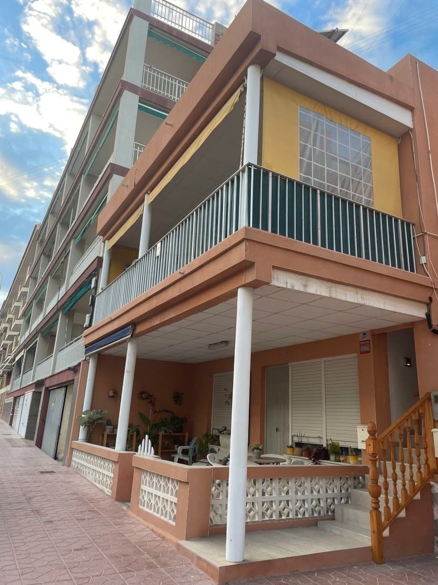 Ático de 2 dormitorios en Guardamar del Segura - 1