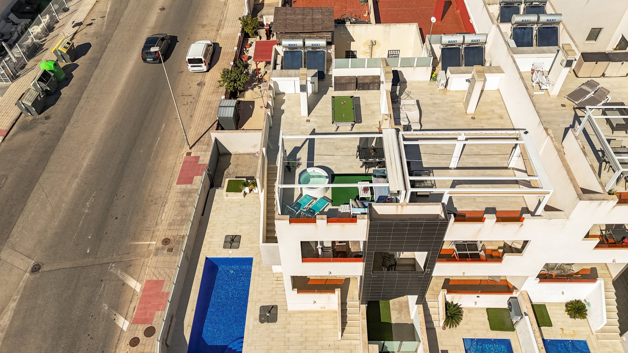 Bungalow de 2 dormitorios en Los Altos - 2