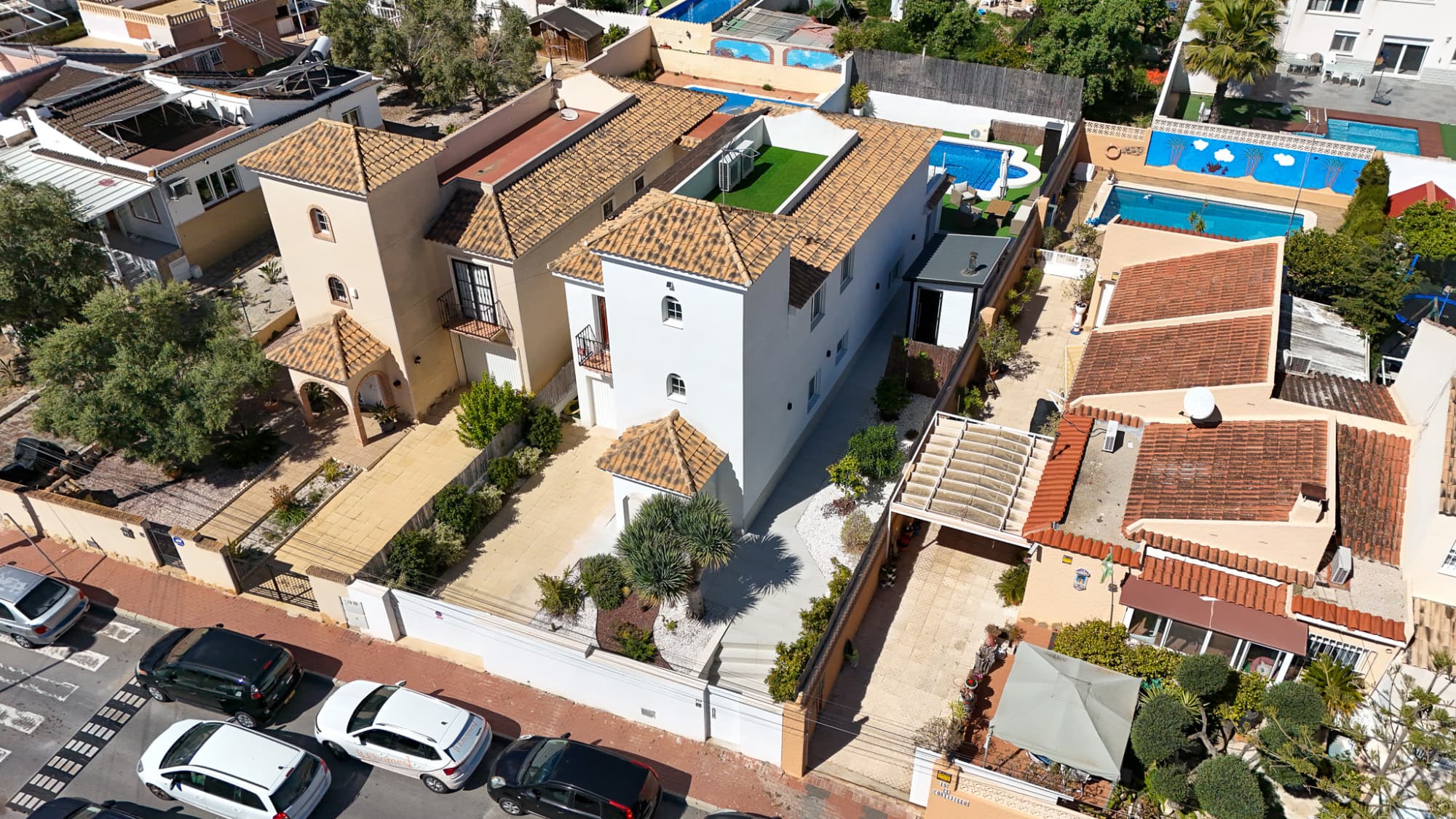 Vrijstaande Villa met 4 slaapkamers in Los Balcones - 2