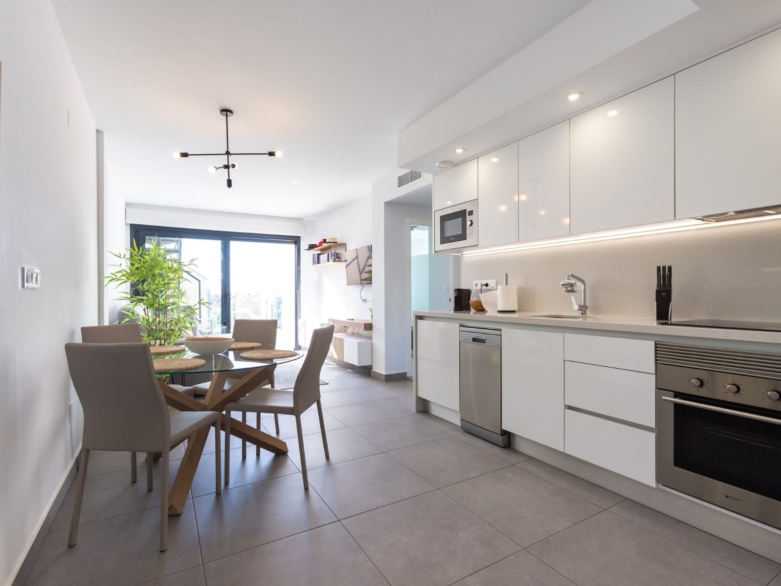 Apartamento Planta Media de 2 dormitorios en Orihuela Costa - 3