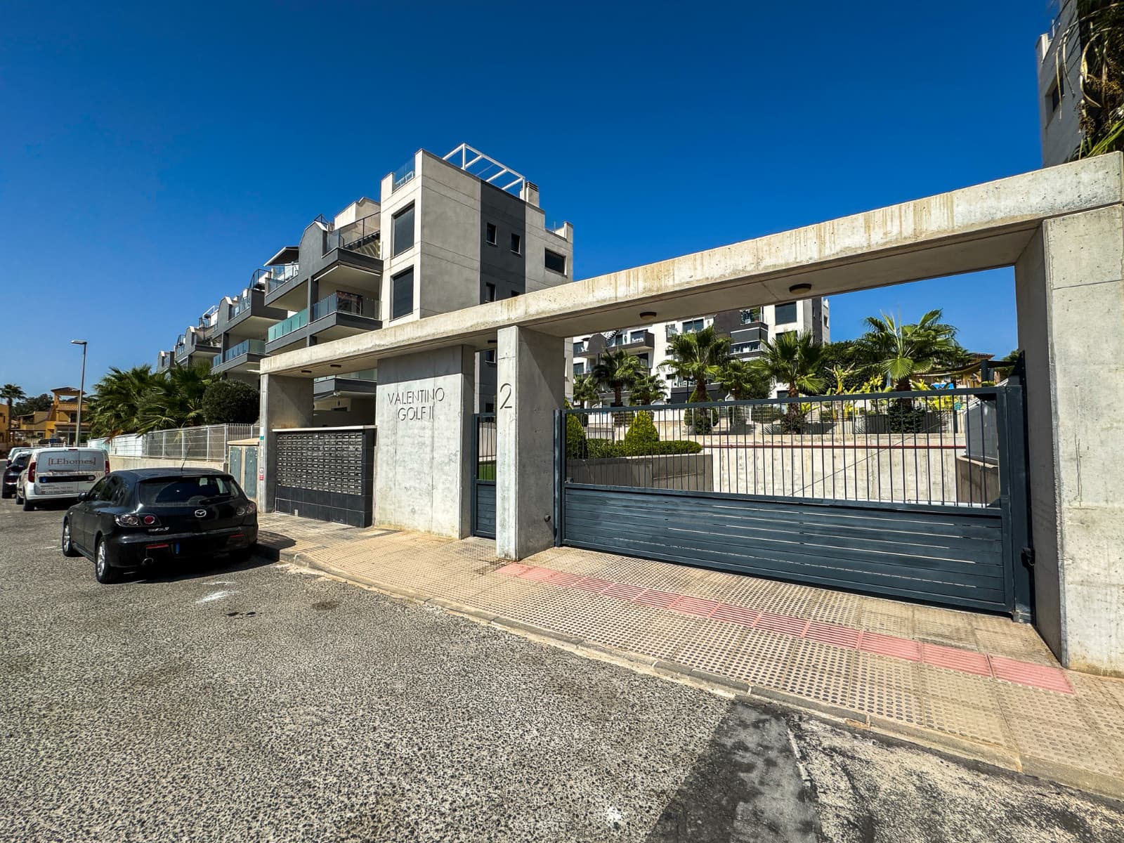 Apartamento Planta Media de 2 dormitorios en Orihuela Costa - 33