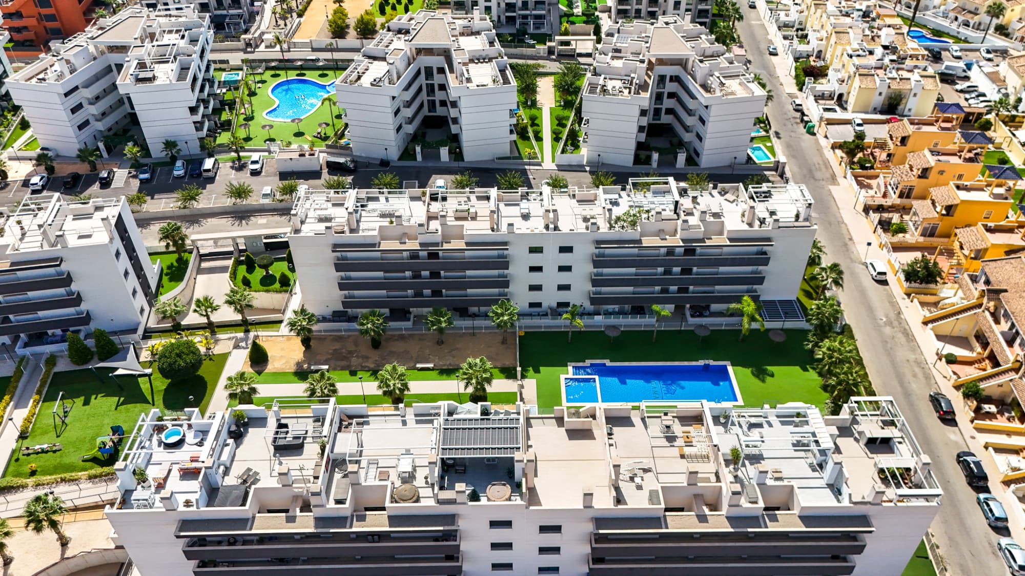 Apartamento Planta Media de 2 dormitorios en Orihuela Costa - 27