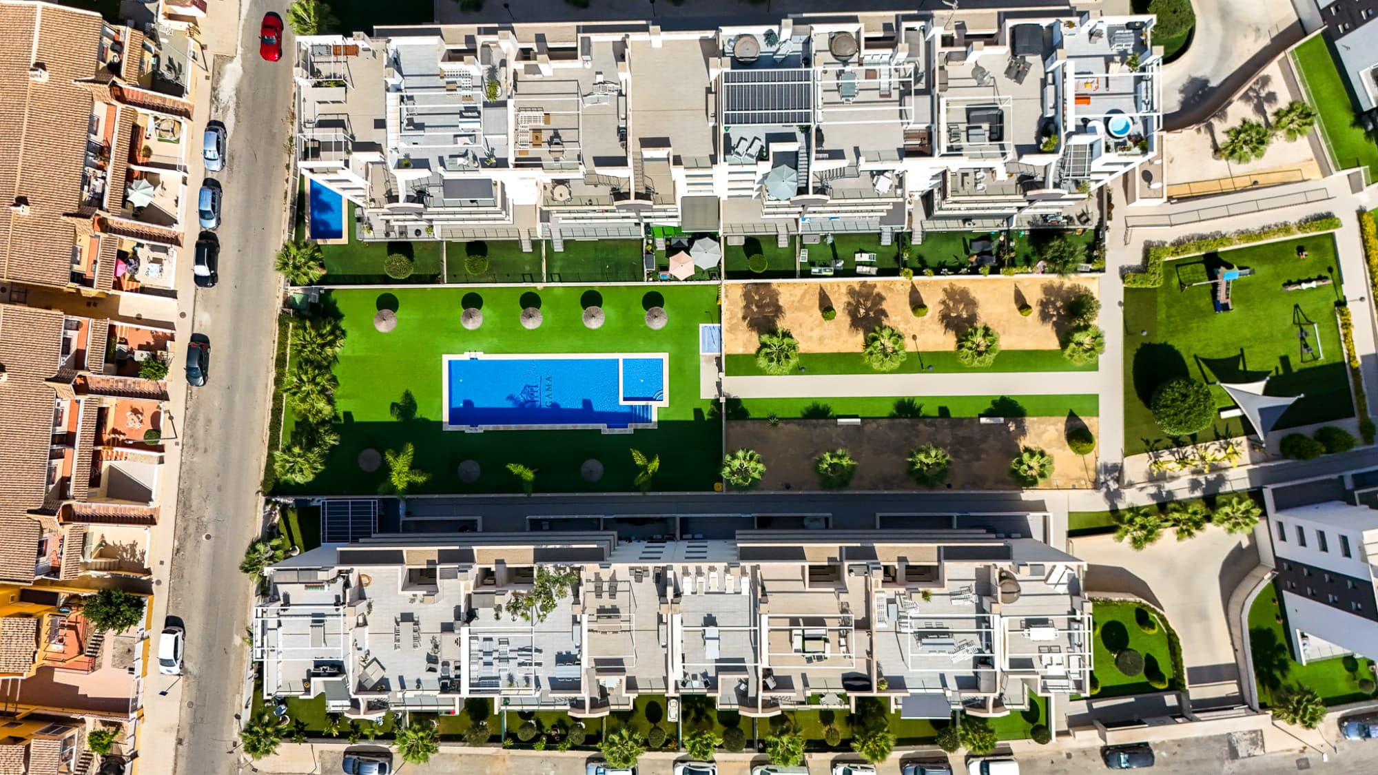 Apartamento Planta Media de 2 dormitorios en Orihuela Costa - 32