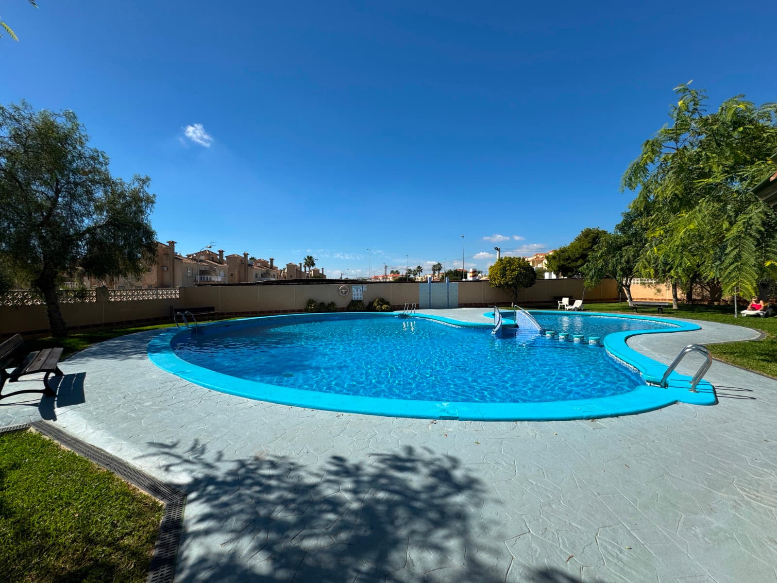 Apartamento Planta Media de 3 dormitorios en Orihuela Costa - 16