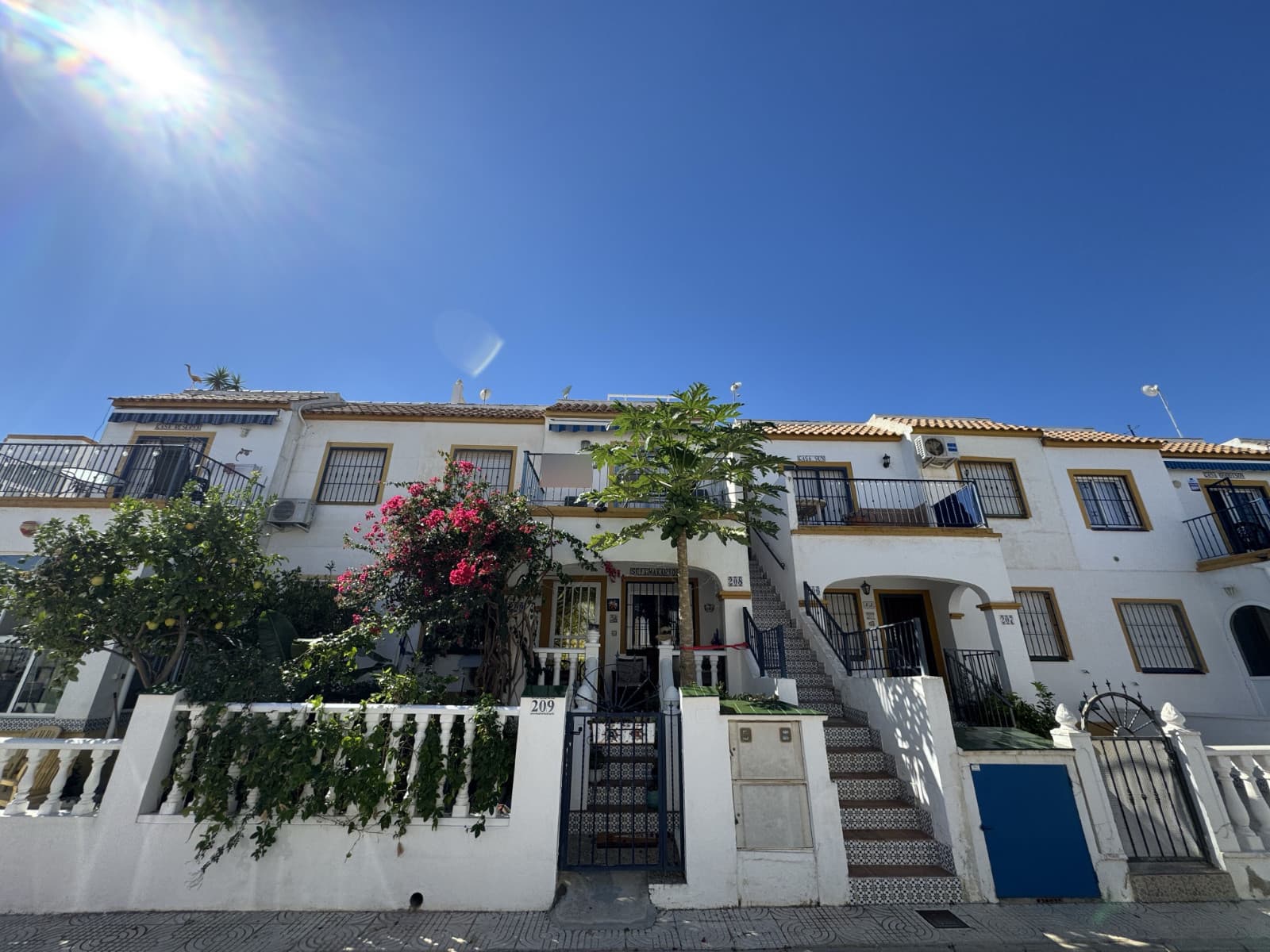 Apartamento Planta Media de 3 dormitorios en Orihuela Costa - 23