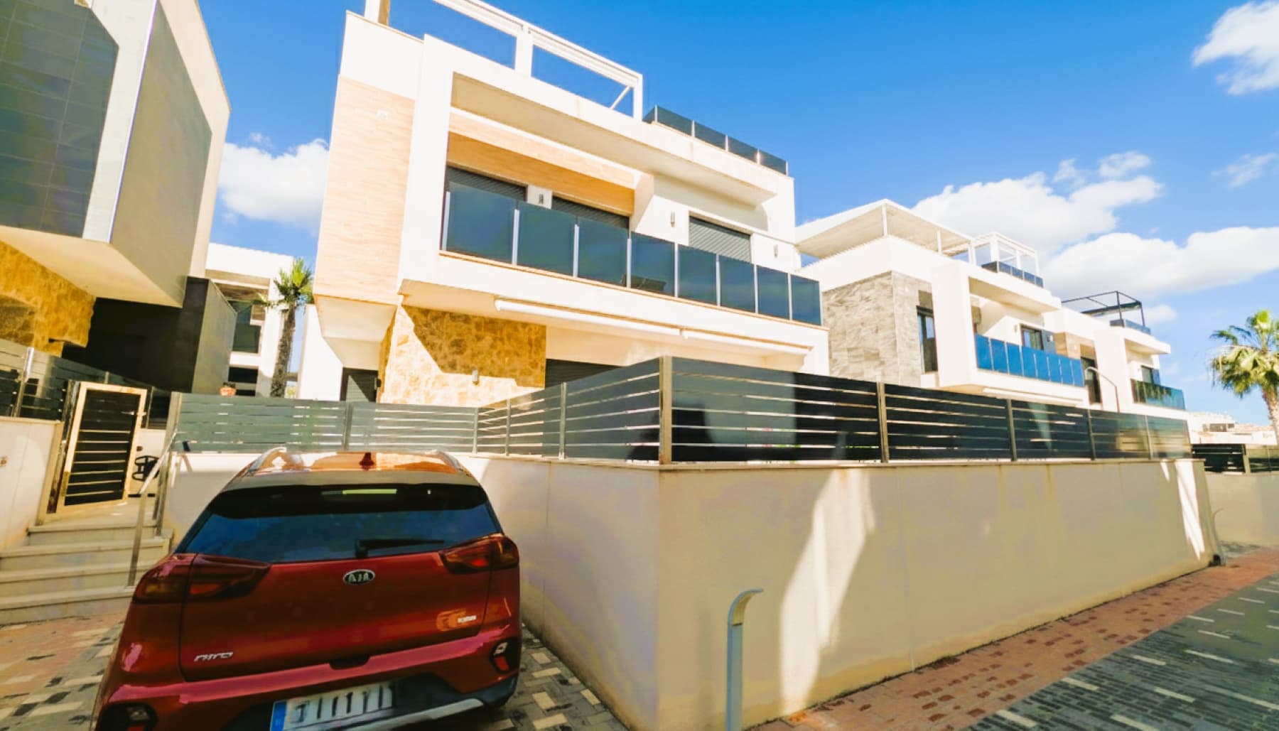 4 bed Detached Villa in Cabo Roig - 2