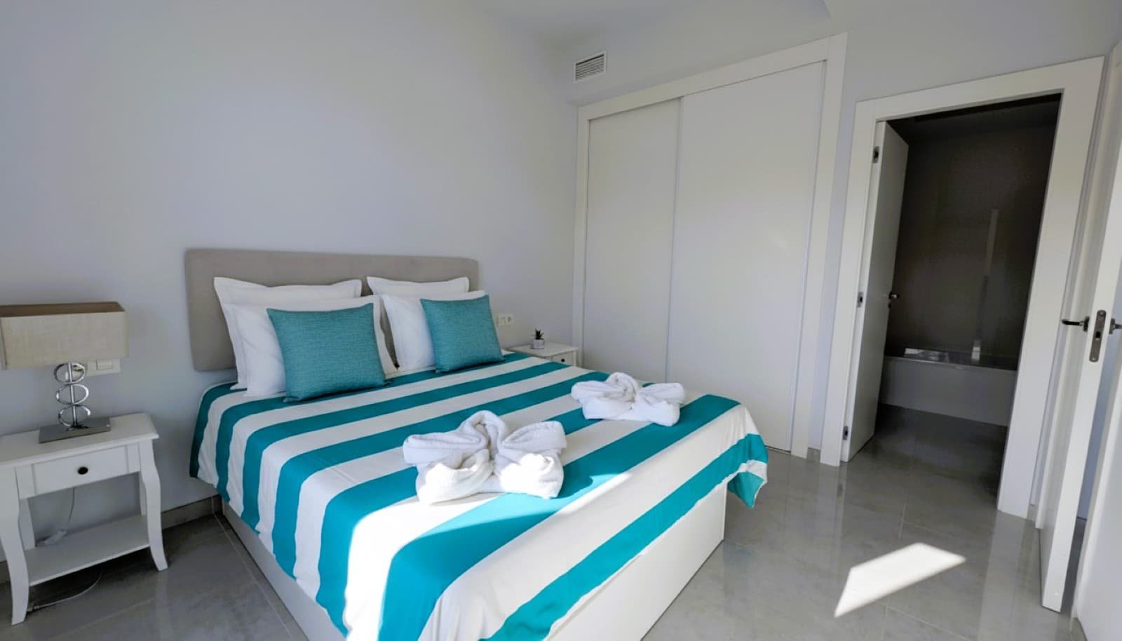 4 bed Detached Villa in Cabo Roig - 30