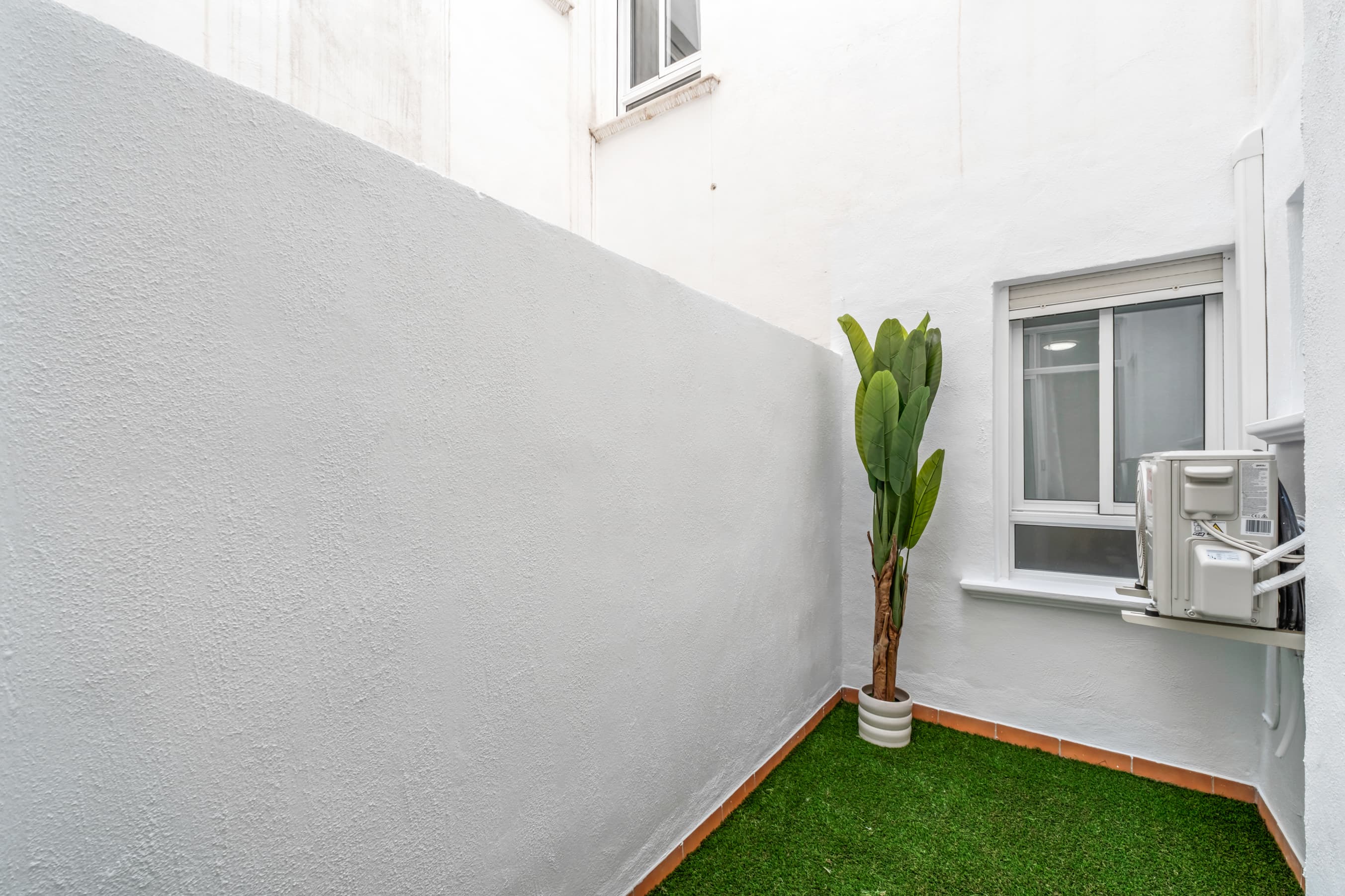 Tussenverdieping Appartement met 2 slaapkamers in Playa Flamenca - 16