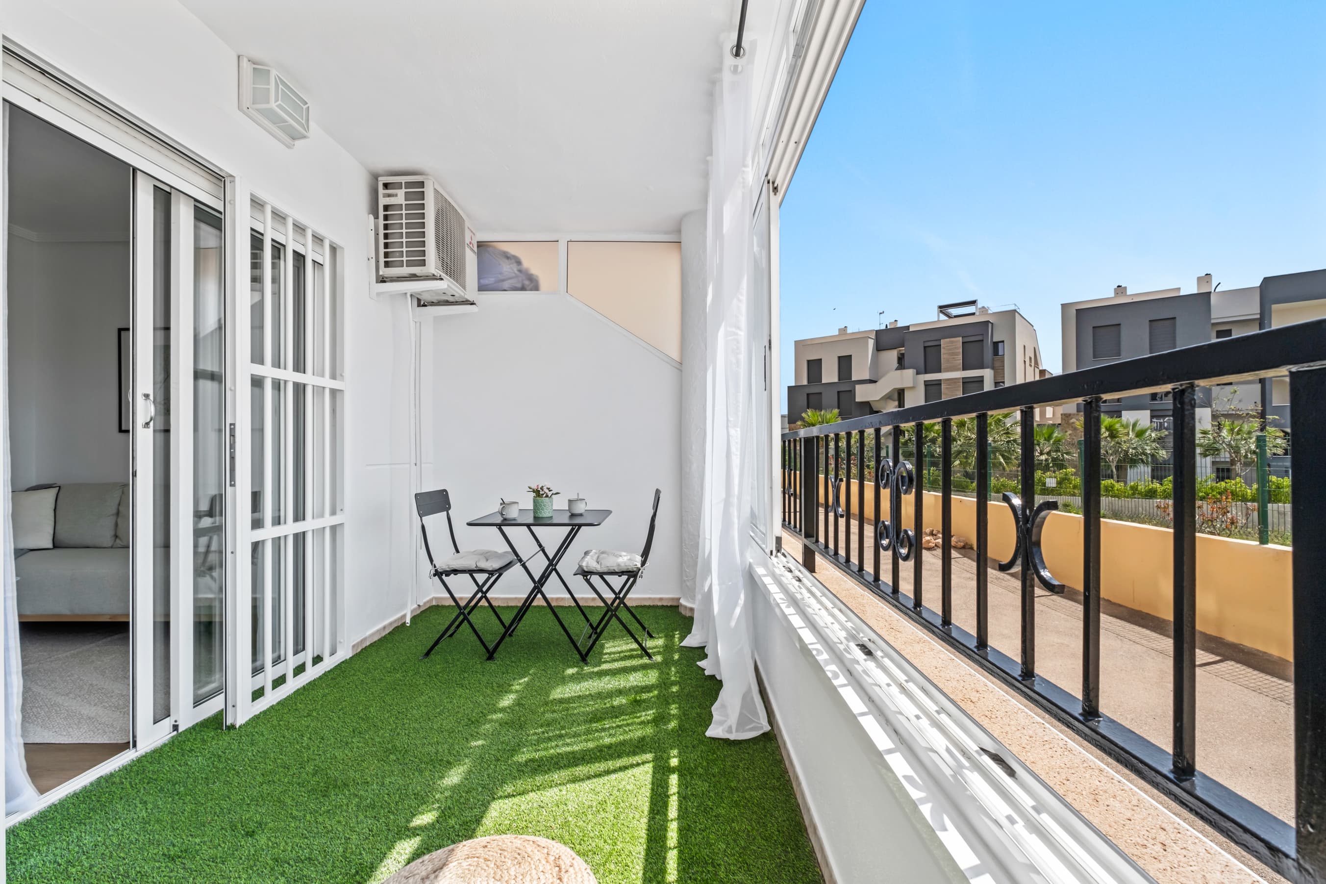 Tussenverdieping Appartement met 2 slaapkamers in Playa Flamenca - 26