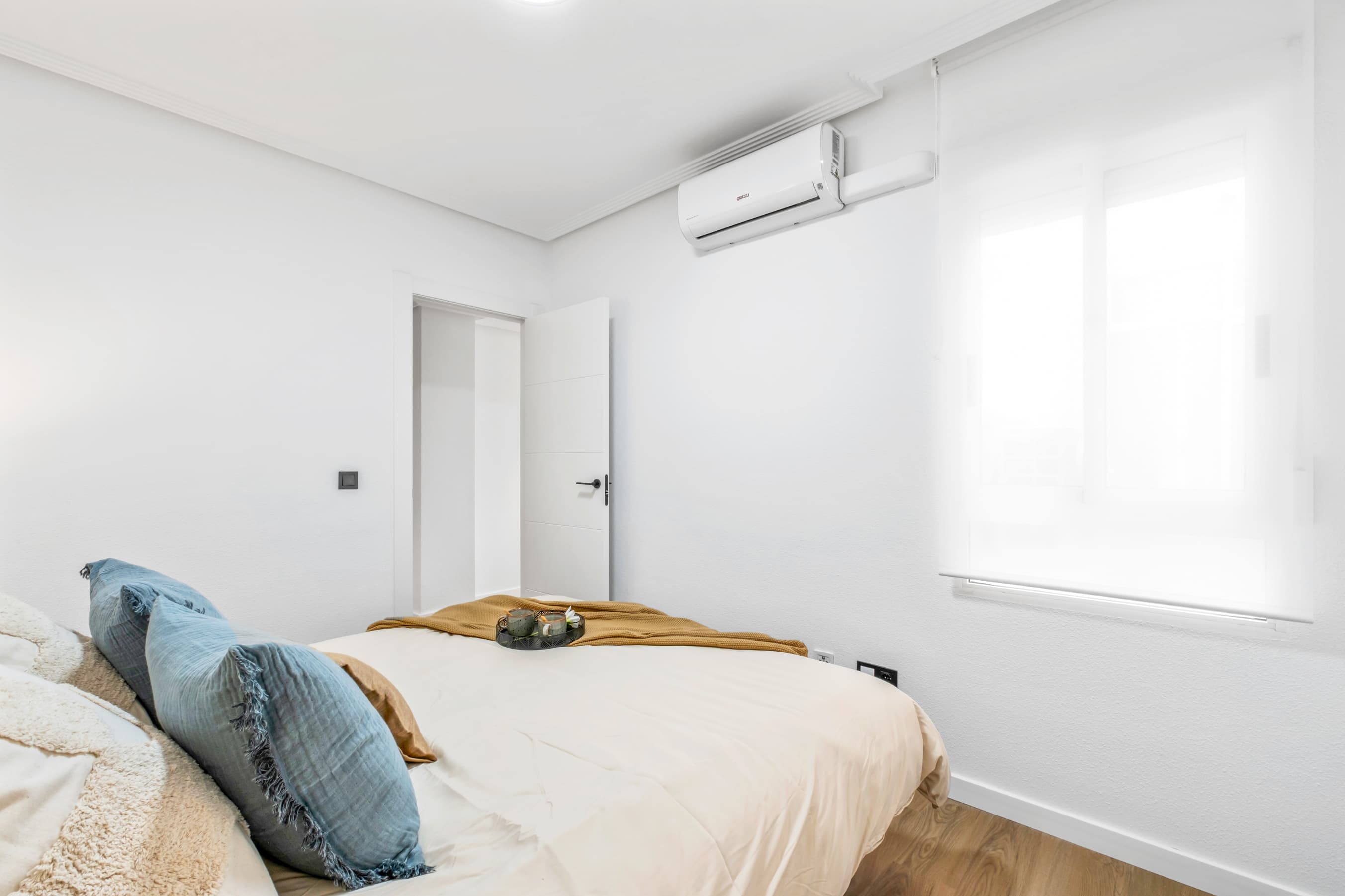 Tussenverdieping Appartement met 2 slaapkamers in Playa Flamenca - 5