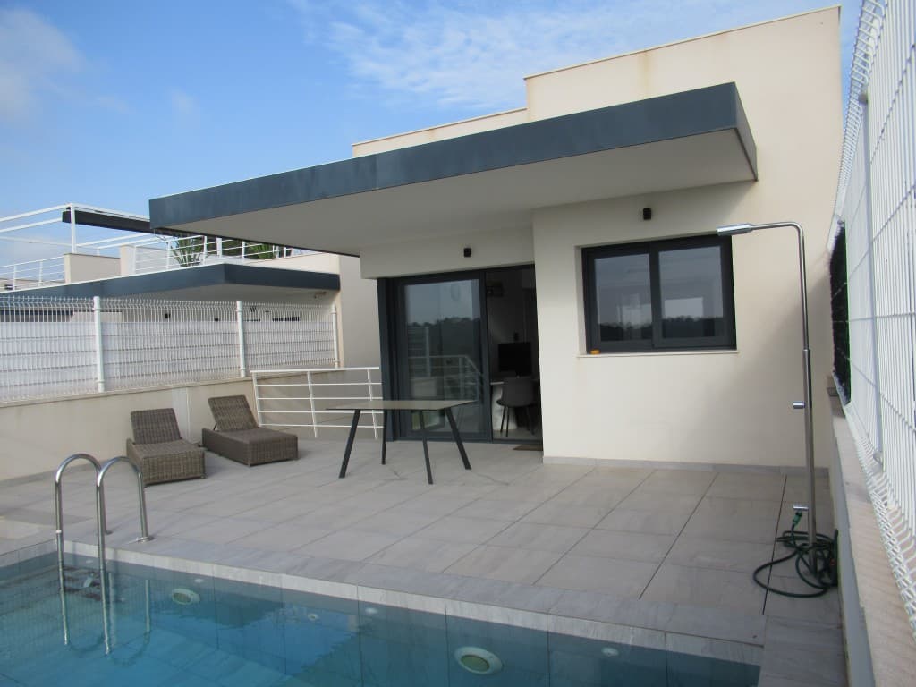 Vrijstaande Villa met 5 slaapkamers in San Miguel de Salinas - 1