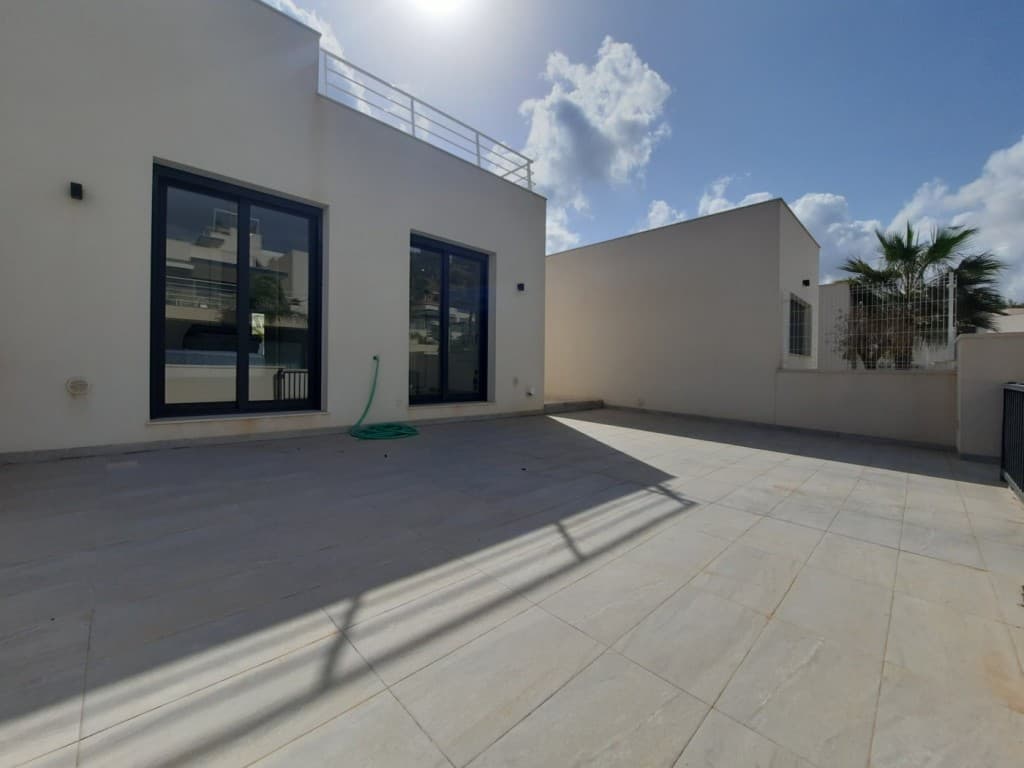 Vrijstaande Villa met 5 slaapkamers in San Miguel de Salinas - 17