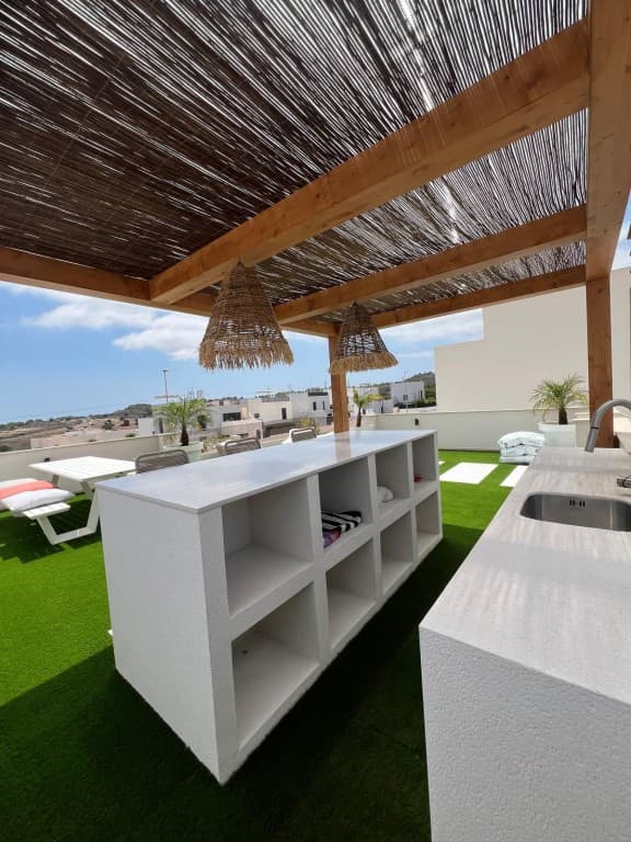 Villa - Chalet de 4 dormitorios en San Miguel de Salinas - 20