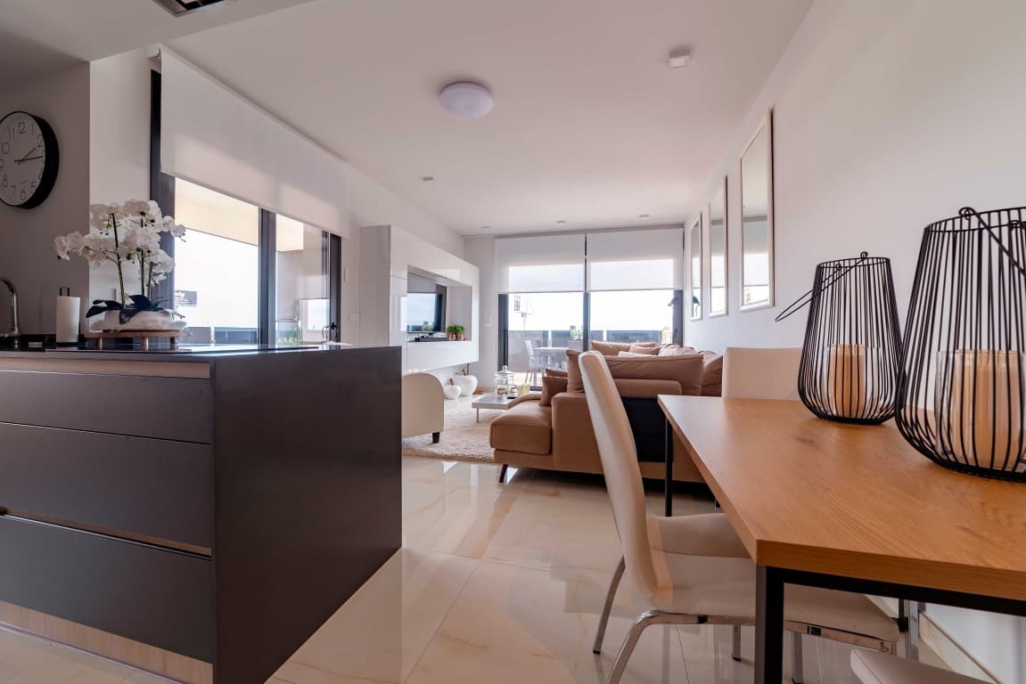 Tussenverdieping Appartement met 3 slaapkamers in Playa Flamenca - 1