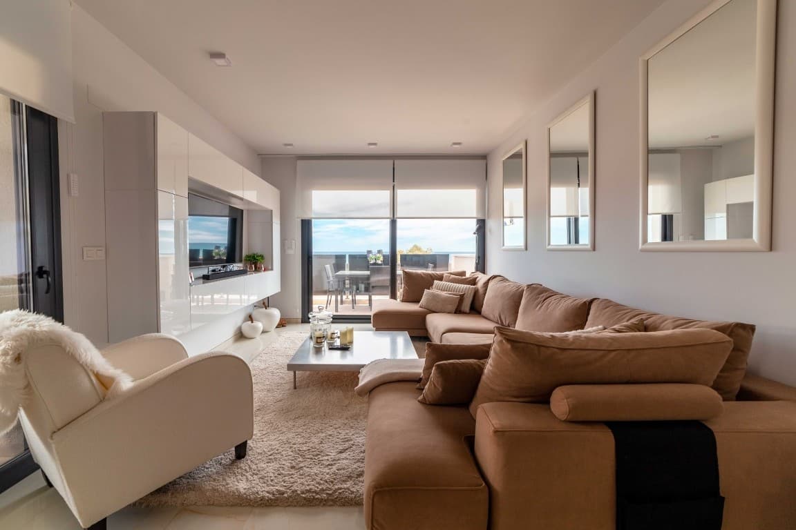 Tussenverdieping Appartement met 3 slaapkamers in Playa Flamenca - 2