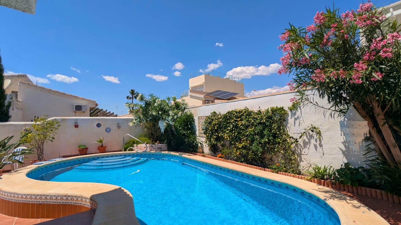 Villa - Chalet de 4 dormitorios en Ciudad Quesada - 18
