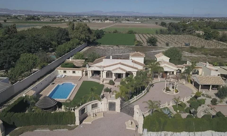 Finca - Cortijo met 4 slaapkamers in Daya Vieja - 1