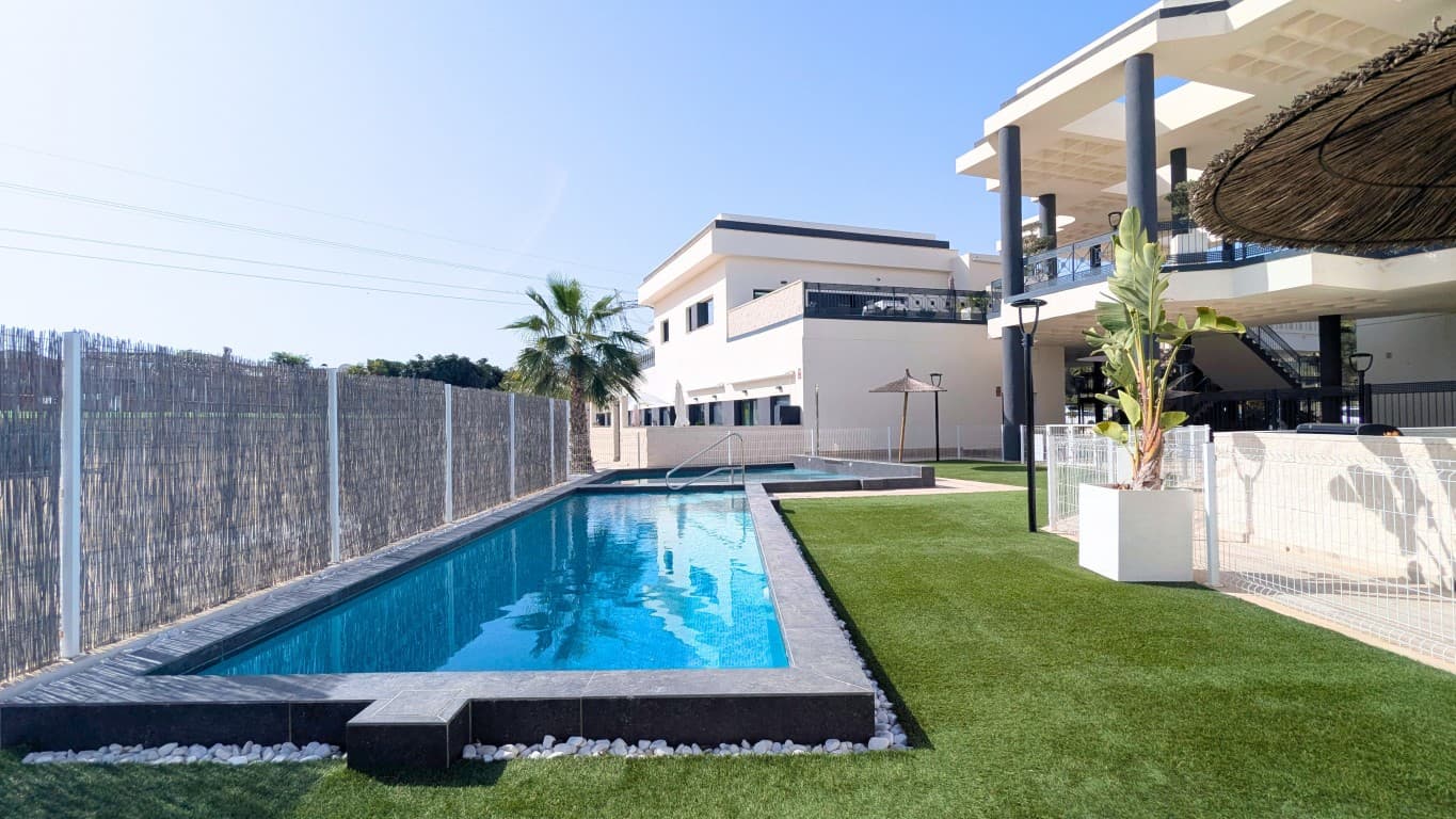 Apartamento Planta Media de 2 dormitorios en Lo Crispin - 2