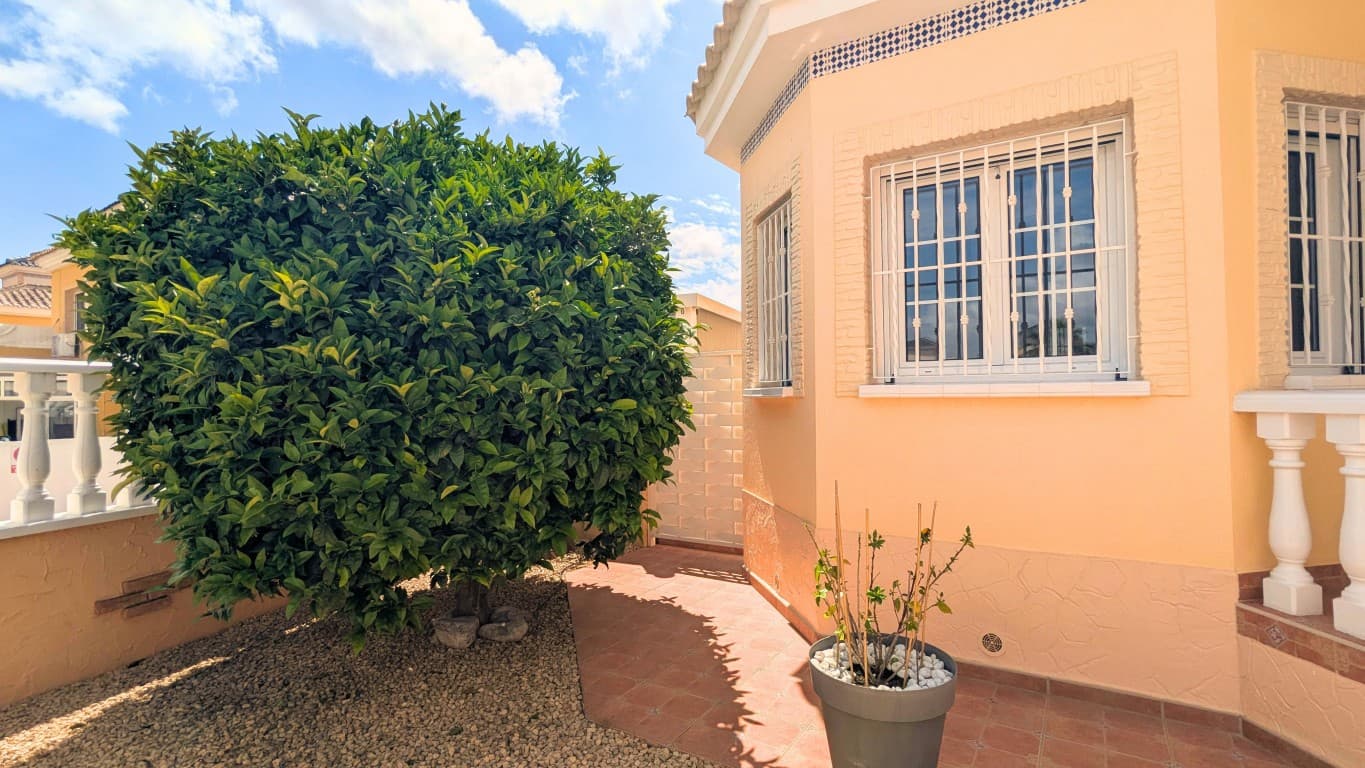 3 bed Detached Villa in Lo Crispin - 8