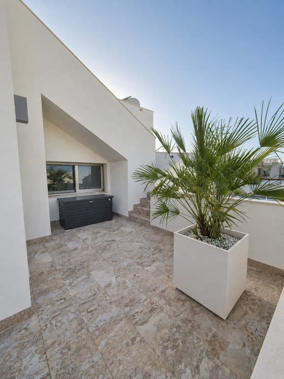 Vrijstaande Villa met 3 slaapkamers in San Miguel de Salinas - 17