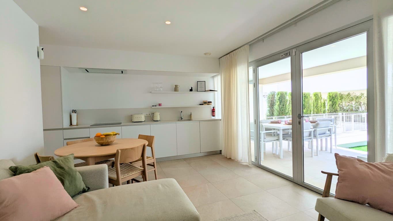 Tussenverdieping Appartement met 2 slaapkamers in Los Balcones - 14