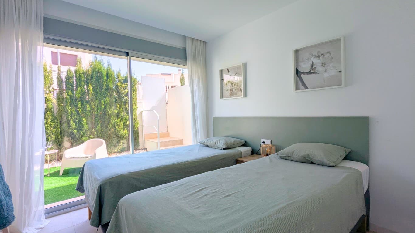 Tussenverdieping Appartement met 2 slaapkamers in Los Balcones - 22