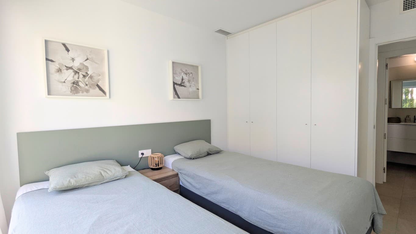 Tussenverdieping Appartement met 2 slaapkamers in Los Balcones - 24