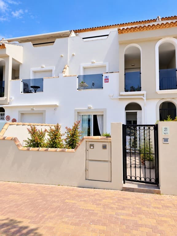 2 bed Middle Floor Apartment in San Pedro del Pinatar - 1