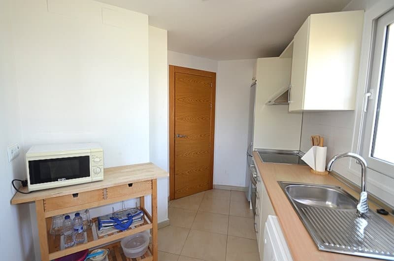 2 bed Middle Floor Apartment in Hacienda Riquelme - 8