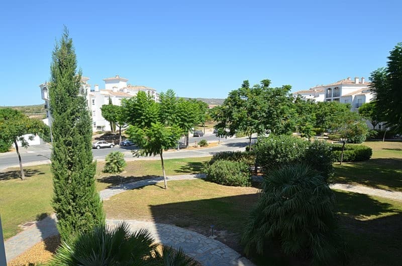 2 bed Middle Floor Apartment in Hacienda Riquelme - 10