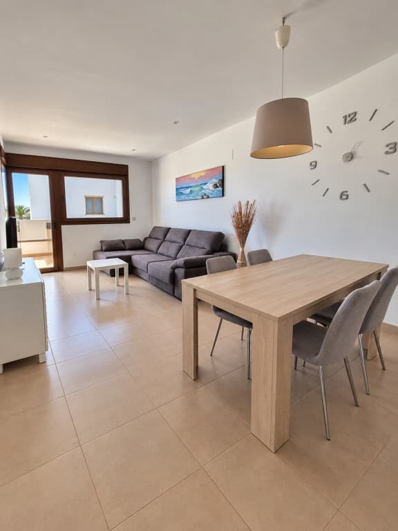 2 bed Middle Floor Apartment in Cabo Roig - 3