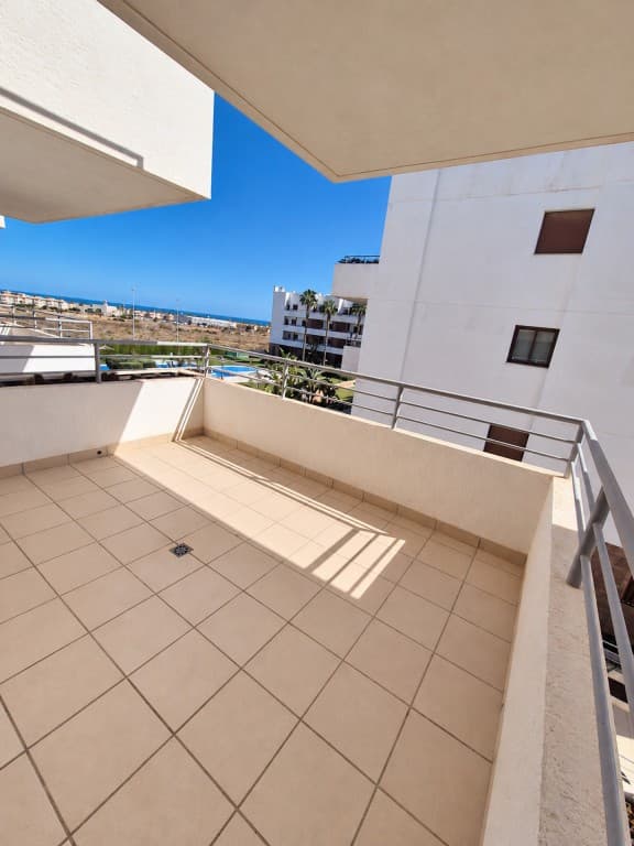 2 bed Middle Floor Apartment in Cabo Roig - 15
