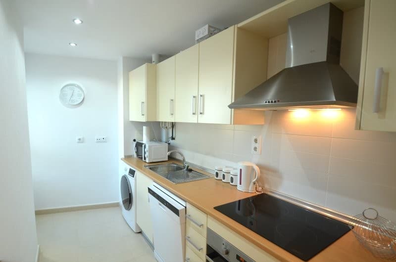 2 bed Middle Floor Apartment in Hacienda Riquelme - 10