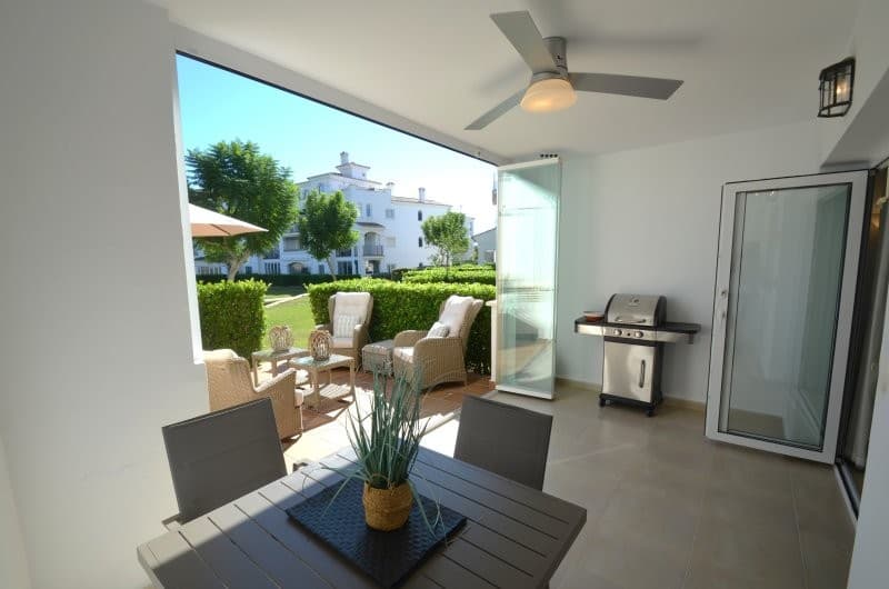 2 bed Middle Floor Apartment in Hacienda Riquelme - 16